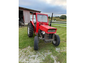 Трактор MASSEY FERGUSON 1000 series