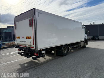 Грузовик с закрытым кузовом 2015 Mercedes-Benz ANTOS 1830 skapbil, baklem, kjøling, fjernkontroll, ryggekamera, 360, lav KM: фото 5