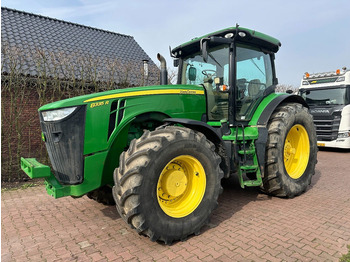 Трактор JOHN DEERE 8335R