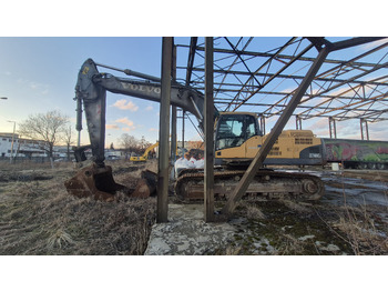 Гусеничный экскаватор VOLVO EC360CL