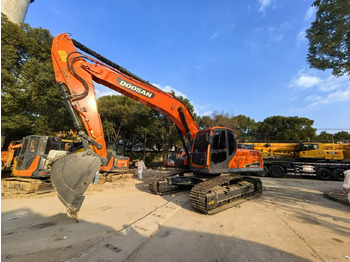 Гусеничный экскаватор DOOSAN DX300LC