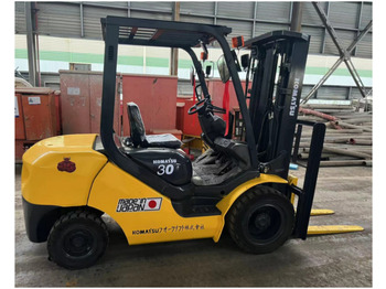 Дизельный погрузчик KOMATSU