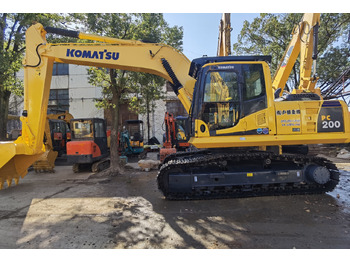 Гусеничный экскаватор KOMATSU PC200-8