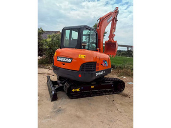 Мини-экскаватор DOOSAN DH60
