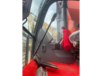 Гусеничный экскаватор Doosan DX 225: фото 3 Гусеничный экскаватор Doosan DX 225: фото 3