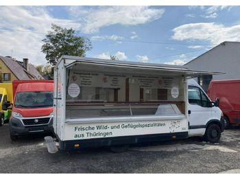 Торговый грузовик RENAULT Master