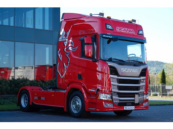 Тягач SCANIA R 450
