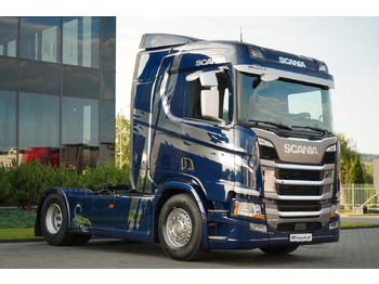 Тягач SCANIA R 450