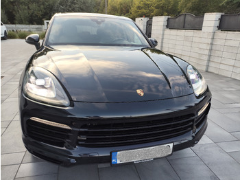 : фото в шапке страницы