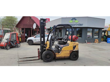 Газовый погрузчик CAT GP 25 N: фото 2