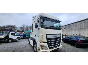 Тягач DAF XF 106 460