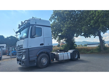 Тягач MERCEDES-BENZ Actros 1851