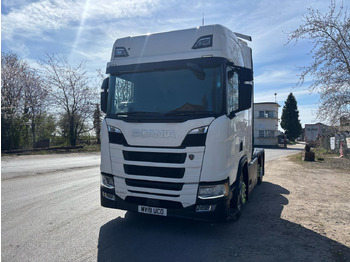 Тягач SCANIA R 450