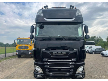 Тягач DAF XF 530