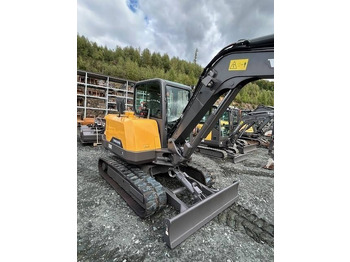 Мини-экскаватор Volvo EC 60 E: фото 4