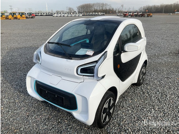 Легковой автомобиль