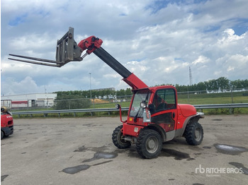 Телескопический погрузчик JCB