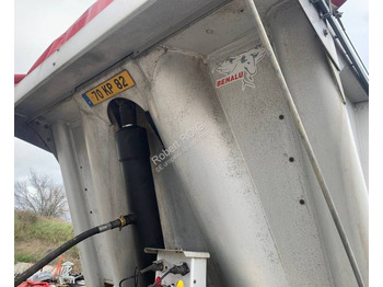 : фото в шапке страницы