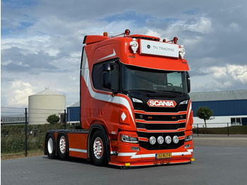 Тягач SCANIA R 500
