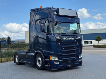 Тягач SCANIA S 520