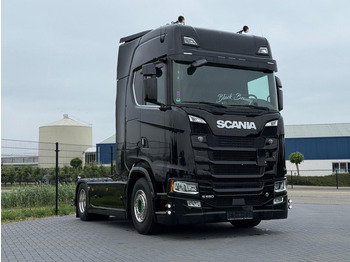 Тягач SCANIA S 580