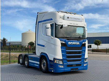 Тягач SCANIA S 650 V8