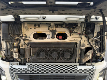 Самосвал Volvo FH16.650XL VOLLUCHT, RETARDER, HYDRAULIEK, LEER, PARK COOL.: фото 4 Самосвал Volvo FH16.650XL VOLLUCHT, RETARDER, HYDRAULIEK, LEER, PARK COOL.: фото 4