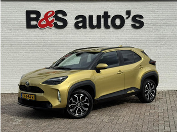 Внедорожник TOYOTA