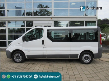 Микроавтобус RENAULT Trafic 2.0
