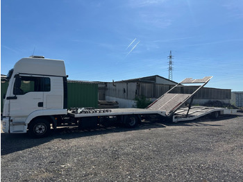 : фото в шапке страницы