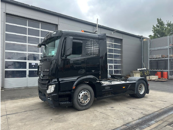 Тягач MERCEDES-BENZ Actros 1846