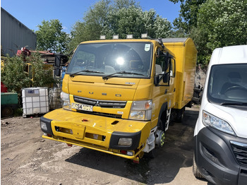 Грузовик с закрытым кузовом Mitsubishi Fusso: фото 2 Грузовик с закрытым кузовом Mitsubishi Fusso: фото 2