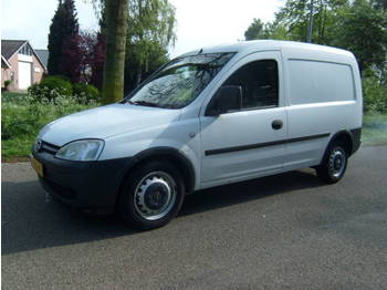 Фургон с закрытым кузовом Opel Combo CDTI: фото 1