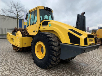 Компактор BOMAG