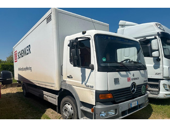 Грузовик с закрытым кузовом MERCEDES-BENZ