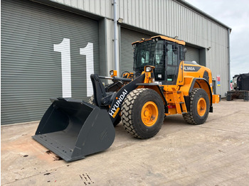 Колёсный погрузчик HYUNDAI