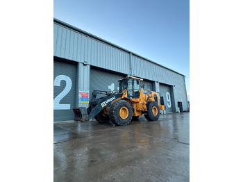 Колёсный погрузчик HYUNDAI