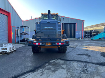 Колёсный погрузчик Hyundai HL960AHDXT: фото 4