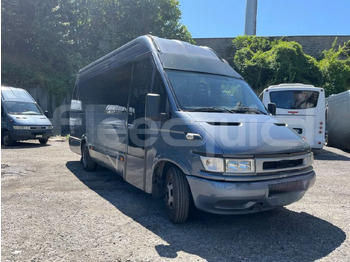 Микроавтобус IVECO Daily
