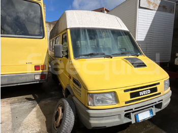 Школьный автобус IVECO Daily