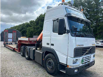 Тягач VOLVO FH12 460