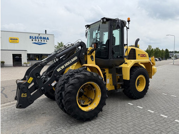 Колёсный погрузчик NEW HOLLAND