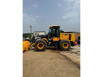 Колёсный погрузчик XCMG LW500FV
