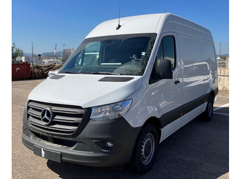 Цельнометаллический фургон