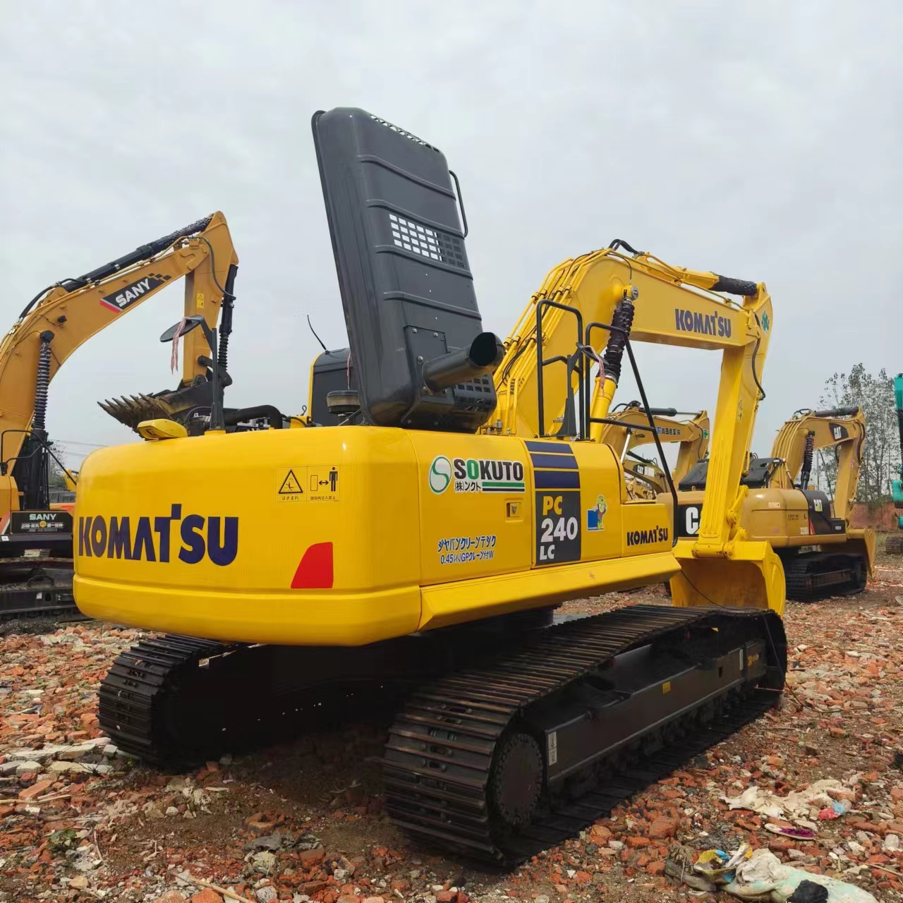 Гусеничный экскаватор KOMATSU PC240: фото 4
