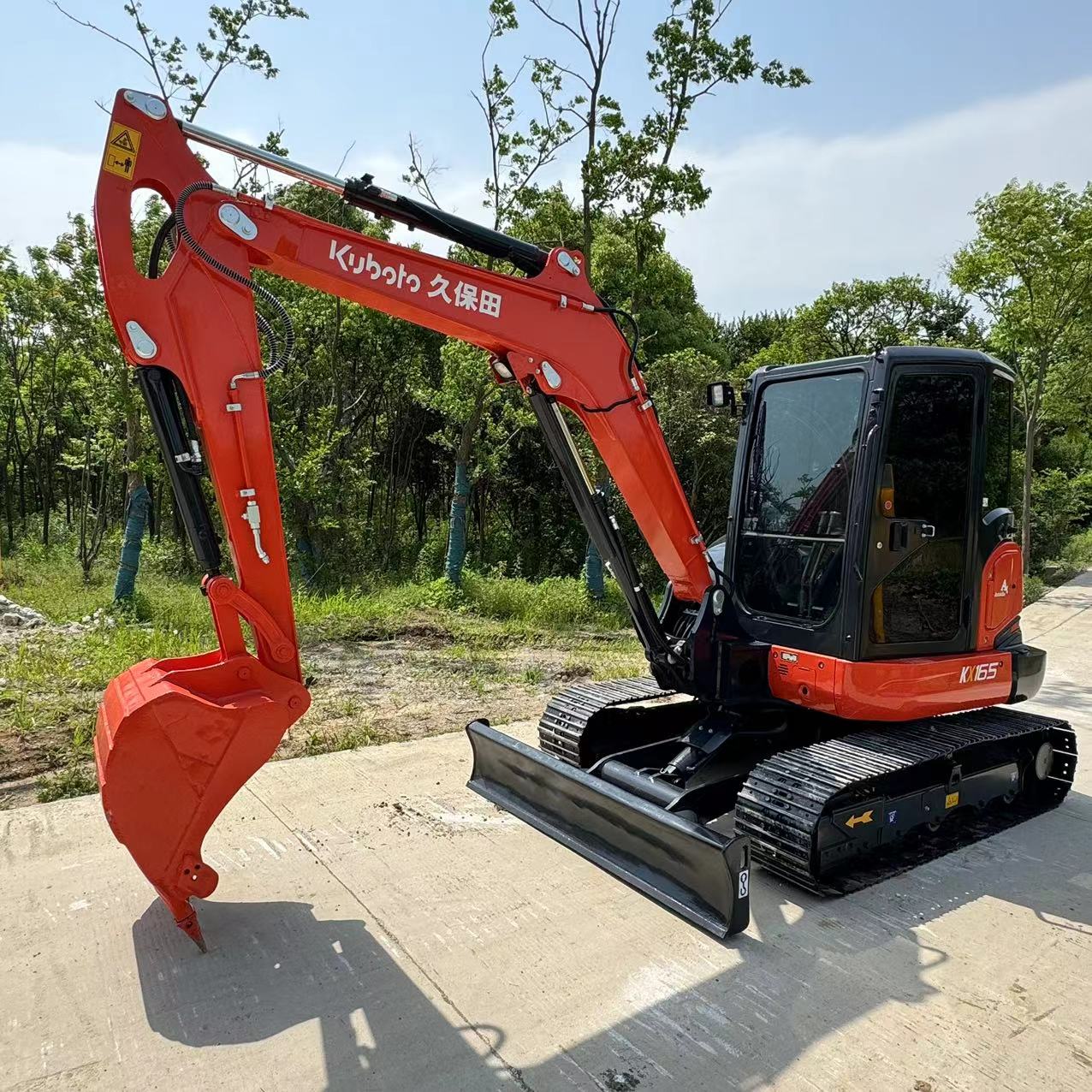 Гусеничный экскаватор KUBOTA