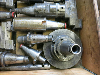 Металлообрабатывающий станок SK50: фото 2 Металлообрабатывающий станок SK50: фото 2