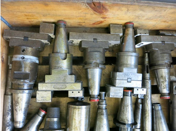 Металлообрабатывающий станок SK50: фото 3 Металлообрабатывающий станок SK50: фото 3