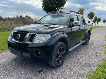 Внедорожник NISSAN Navara