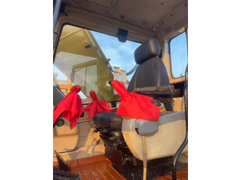 Гусеничный экскаватор CATERPILLAR 320BL: фото 5